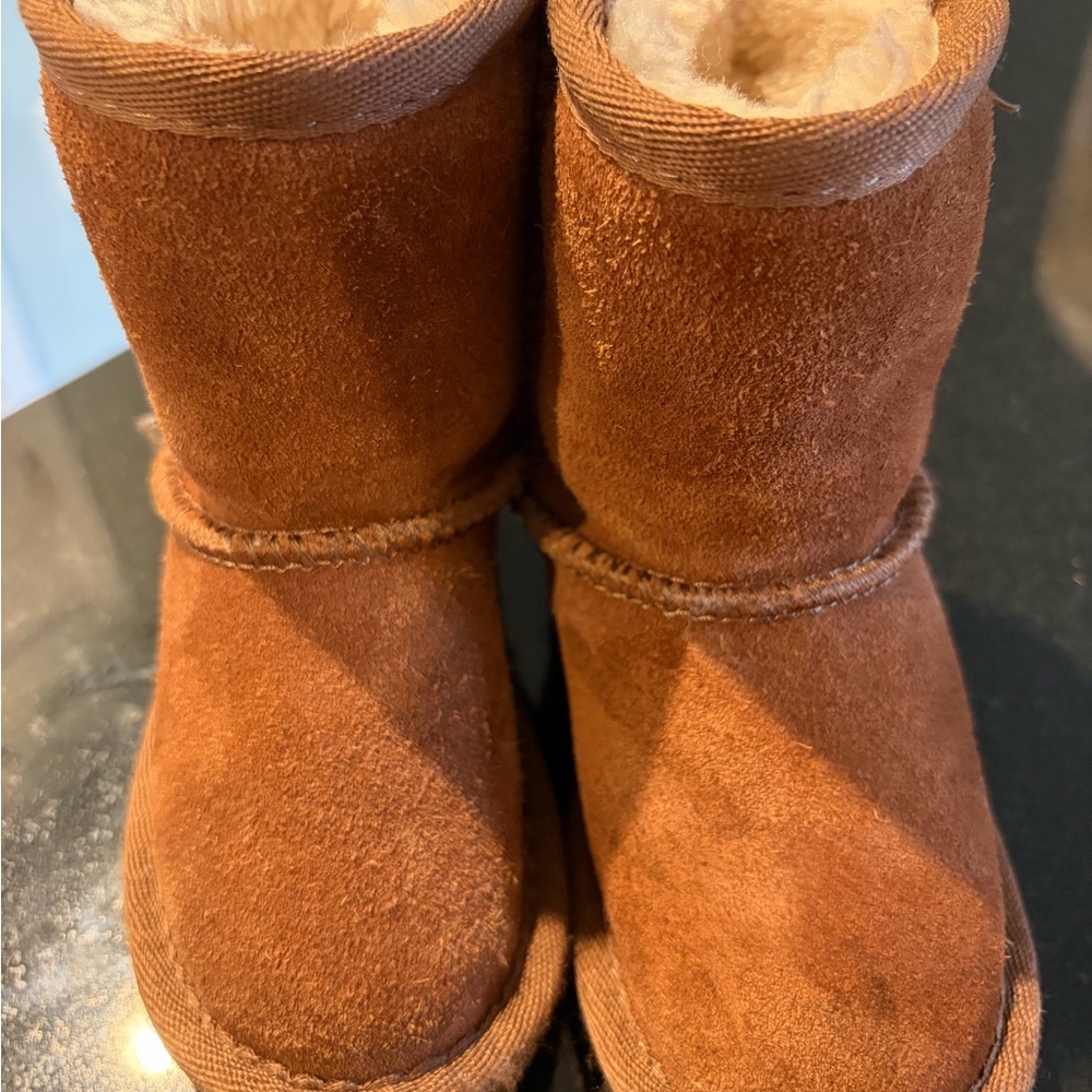 Kids Chestnut Suede Boots